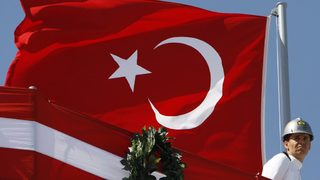 Висша съдебна инстанция в Турция отмени присъдите по ключовото дело "Ергенекон"