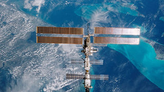 Астронавтите, прекарали 6 месеца на Международната <span class="highlight">космическа</span> станция, се връщат на Земята