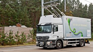 В Германия тестват хибриден камион-тролей