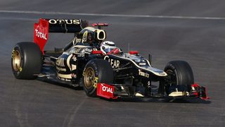 "Кока-Кола" ще спонсорира "Лотус" във Формула 1