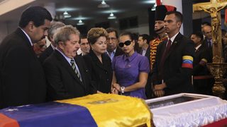 Дилма Русеф се дистанцира от Уго Чавес