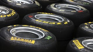 Отборите във Формула 1 ще получат допълнителни нови гуми