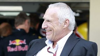 Дитрих Матешиц атакува "Пирели": Формула 1 вече не е състезание