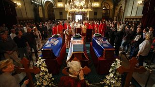 Останките на югославското кралско семейство бяха погребани в Сърбия