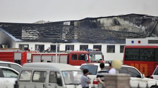 113 души загинаха при пожар в заключена <span class="highlight">птицекланица</span> в Китай