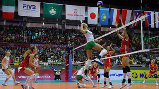 Българските волейболистки загубиха с 0:3 от Китай първия си мач в Гран при