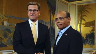 Германски министър призова Тунис да избегне криза като в Египет