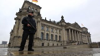 Бундестагът определи разследването на неонацистките убийства като "срамен провал"