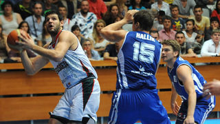 Българските баскетболисти измъкнаха победа срещу Естония, но с малка разлика