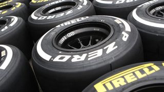 "<span class="highlight">Пирели</span>" очаква да доставя пет години гуми за Формула 1
