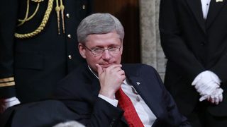 Канада привика посланика си в Русия за консултации, също замразява участието на Г-8 в Сочи