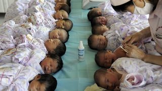 Китай прекратява политиката за едно дете