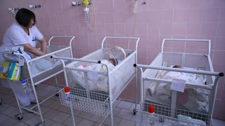 Болница "Св. София" обяви <span class="highlight">безплатни</span> прегледи за двойки с детеродни проблеми