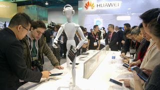 Китайската компания Huawei ще напусне американския пазар