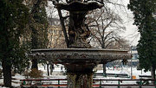 Бароковият фонтан "Деметра" в Пловдив загива (видео)