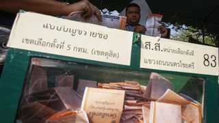 Заради нарушения резултатите от вота в Тайланд няма да бъдат обявени днес