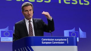 Еврокомисарят по енергетиката призова Европа да помогне на Украйна за дълга й за руския газ