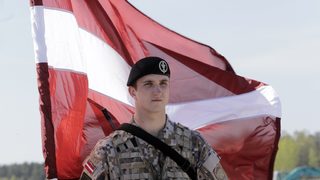 Латвия се опасява от пропагандна кампания сред нейните руснаци