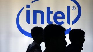 Intel разработва проследяващи чипове за лаптопи