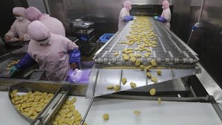 Нов хранителен скандал в Китай удари бизнеса на KFC и McDonald's