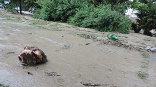 Във Врачанско е открит мъртъв млад мъж, обявен за издирване след пороя, дъждовете продължават