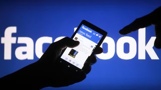Facebook се очертава като новия конкурент на YouTube