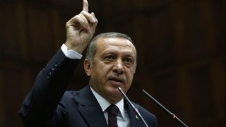 Турският парламент прие закон за затягане на контрола в <span class="highlight">интернет</span>