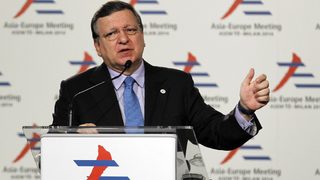Барозу предупреждава Камерън, че допуска огромна грешка с Европа