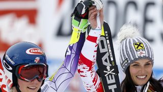 Шифрин и Фенингер разделиха победата в първия старт в алпийските ски