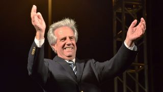 Табаре Васкес спечели президентските избори в Уругвай
