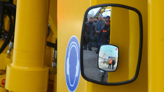 Бизнесът планира да наема персонал в началото <span class="highlight">на</span> 2015 г.