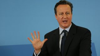 Повишената имиграция във Великобритания нанесе удар по управляващите консерватори