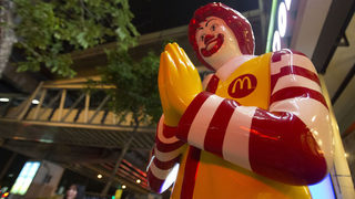Профсъюзи обвиниха McDonalds в укриване на 1 млрд. евро данъци