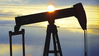 Русия преговаря с ОПЕК в опит да повиши цената на петрола