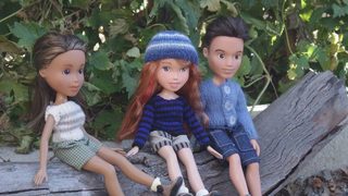 Австралийка превръща модерните детски кукли в момиченца