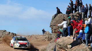 Крис Мийки спря победната серия на Ожие във WRC