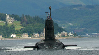 Британските ядрени подводници са "<span class="highlight">катастрофа</span>, която чака своя момент", твърди флотски инженер