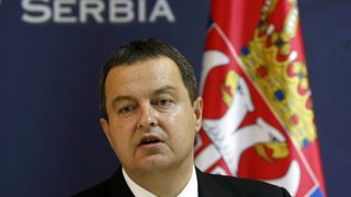 Сърбия предупреди, че имигрантите на територията ѝ ще се насочат към България