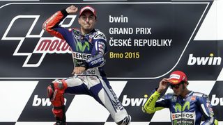 Лоренсо спечели в Чехия и излезе начело в MotoGP
