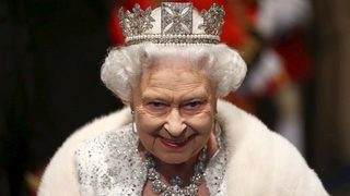 Фотогалерия: <span class="highlight">Елизабет</span> <span class="highlight">II</span> стана най-дълго управлявалият британски монарх