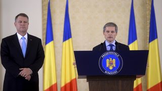 Румънският парламент одобри правителството на бившия еврокомисар <span class="highlight">Дачиан</span> <span class="highlight">Чолош</span>