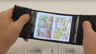Видео: Първият работещ прототип на гъвкав смартфон