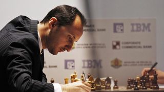 Веселин Топалов победи Каспаров в демонстративния турнир в Сейнт Луис