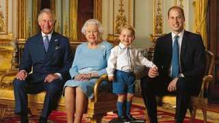 Снимка на деня: Британското кралско семейство на пощенска марка