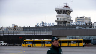 Концесията на летище София ще е с невиждани параметри, прогнозира транспортният министър