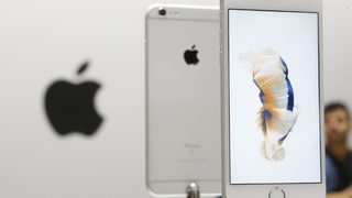 Apple загуби правата върху името iPhone в Китай