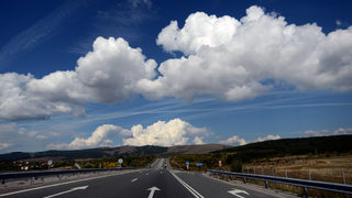 Пътуващите до Солун с кола от днес плащат 2.40 евро магистрална <span class="highlight">такса</span>