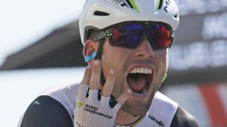 <span class="highlight">Кавендиш</span> спечели 30-ата си етапна победа в "Тур дьо Франс"