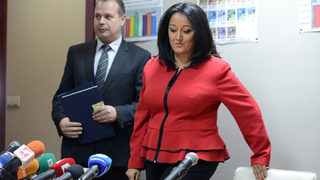 Павлова предлага по-високи санкции за шофиране с нередовни винетки (видео)