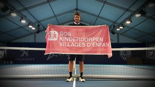 Максим Брекман счупи рекордите на Гинес в подкрепа на SOS Детски <span class="highlight">селища</span> България